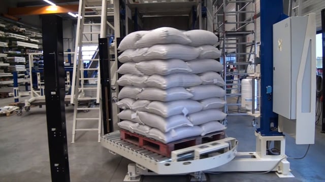 4821 - Tea additives palletizer 25kg woven PP bags